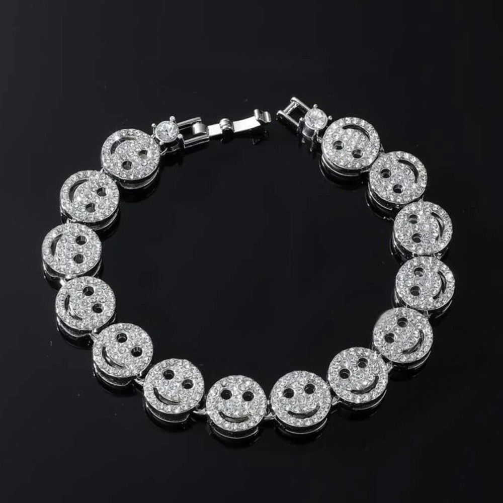 ANGIE STATEMENT BRACELET